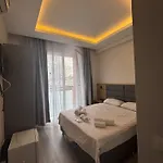 Bueyuekada Marine House