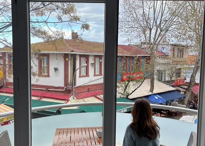 Bueyuekada Marine House *