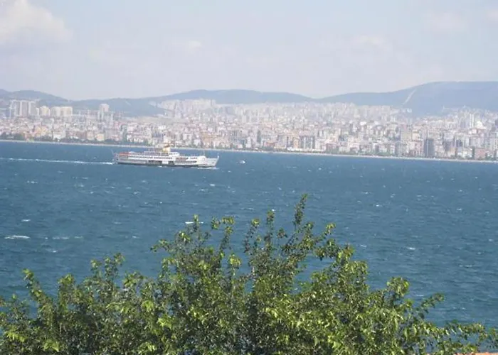 Hotel Bueyuekada Marine House Stambuł